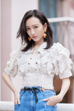 抹胸开襟哺乳衣的正确穿法